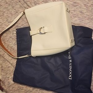 Dooney and Bourke Florentine Brynn leather shoulder bag